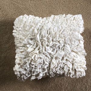 throw pillow